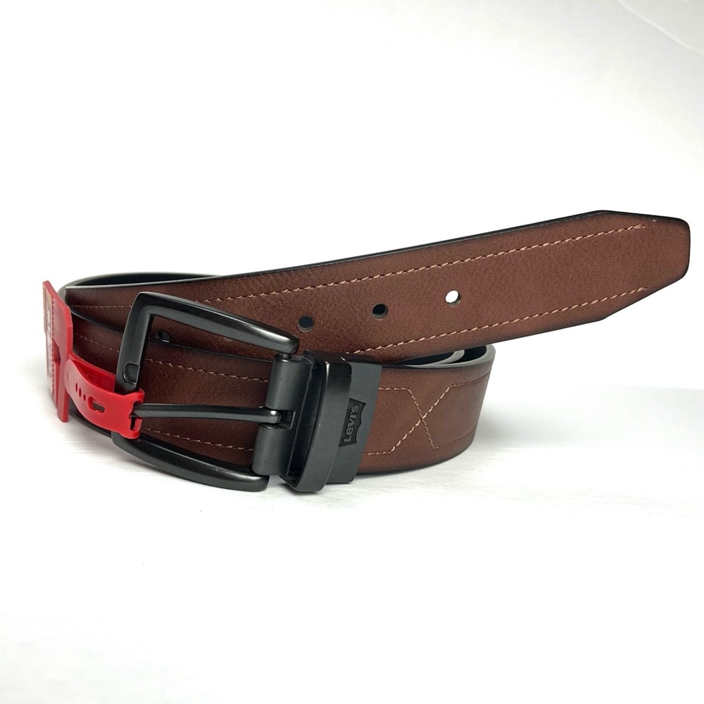 Levi’s Men's Reversible Belt Size XL 42-44 Brown Black Levis